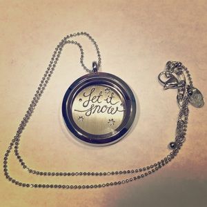 Retired "Let it Snow" Origami Owl Set